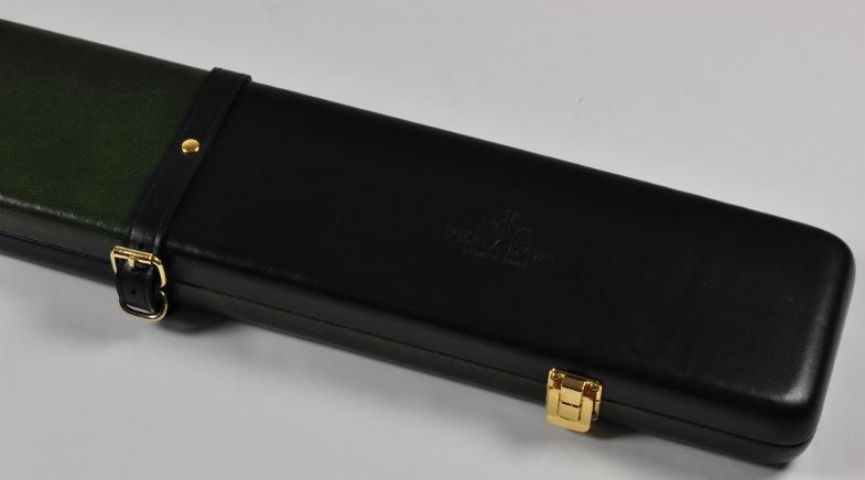 Peradon Three-Quarter Black and Green Cue Case (Close up)